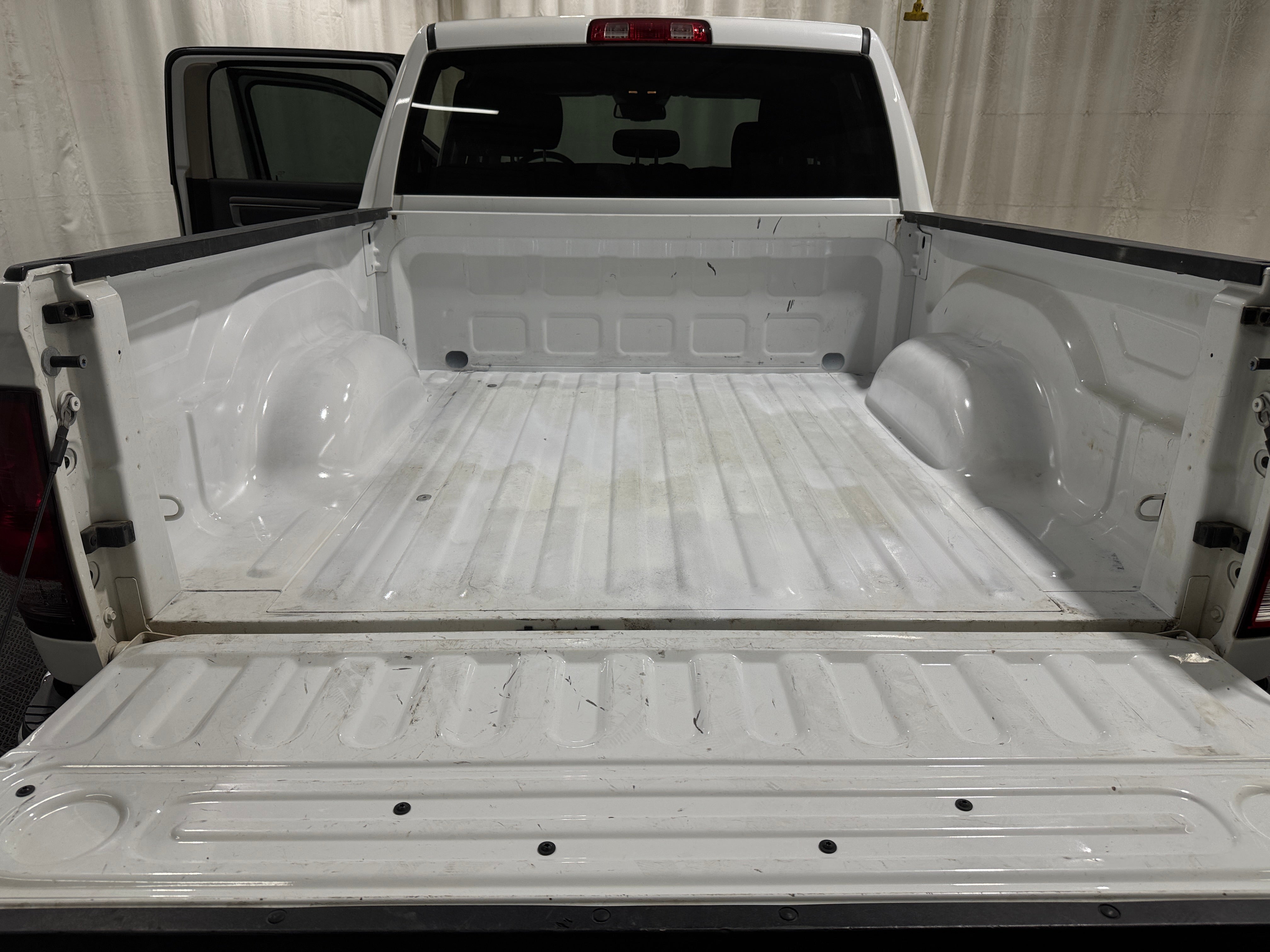 ram ram 1500 classic 2022 3C6RR7LG1NG337074 image ram ram 1500 classic 2022 3C6RR7LG1NG337074 image